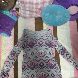 Very soft cold shoulder long sleeve shirt